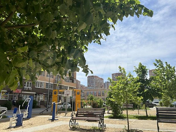 3-комн квартира, 100 м², р-н Фестивальный (№124930)