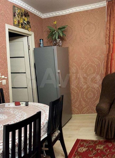 3-комн квартира, 87.3 м², р-н Российская ул (№123796)