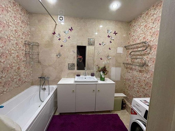 3-комн квартира, 87.3 м², р-н Российская ул (№123796)