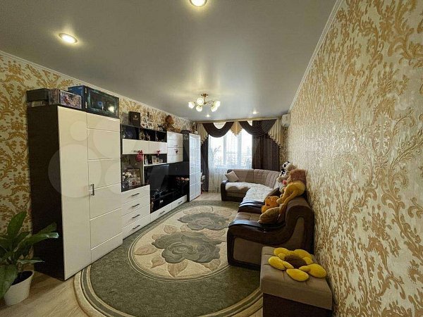 3-комн квартира, 87.3 м², р-н Российская ул (№123796)