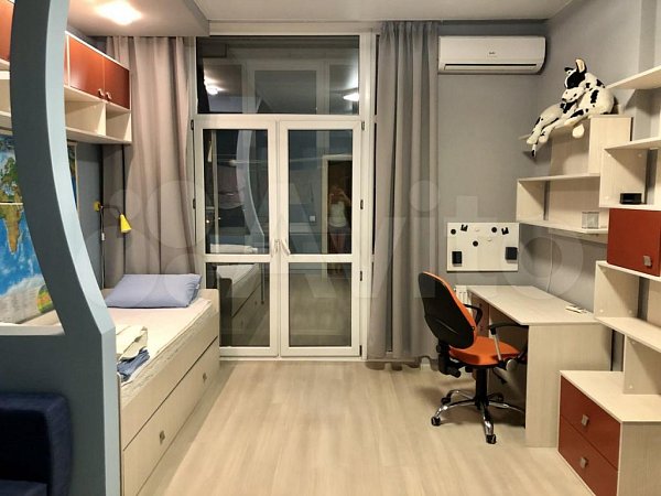 3-комн квартира, 100 м², р-н Фестивальный (№124930)