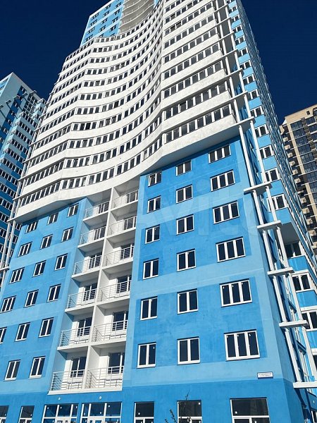 3-комн квартира, 76.2 м², р-н Гидростроителей (№125496)