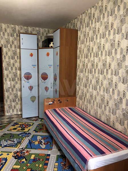 3-комн квартира, 69 м², р-н Российская ул (№124905)