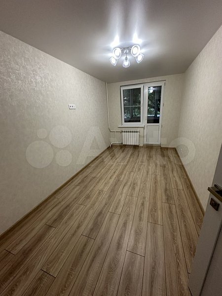 3-комн квартира, 68 м², р-н Комсомольский (№131086)