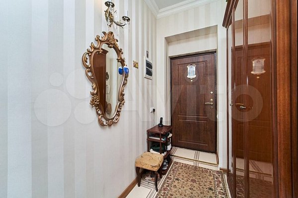 3-комн квартира, 76 м², р-н Центр (№126802)