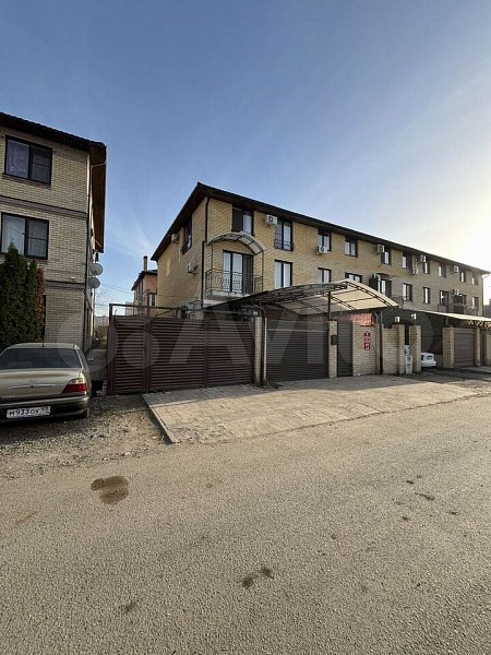 4-комн квартира, 107 м², р-н Российская ул (№126214)