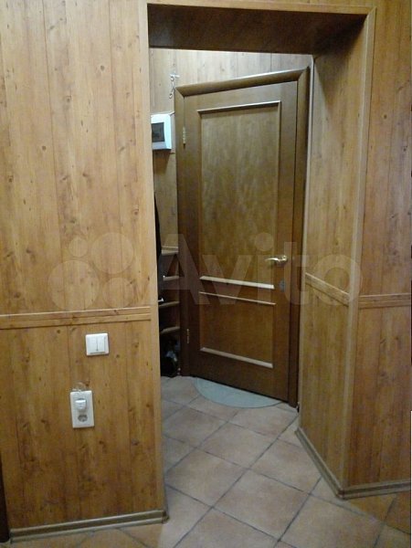 2-комн квартира, 65 м², р-н Российская ул (№128904)