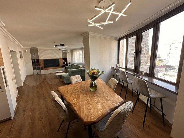 7-комн квартира, 240 м², р-н Фестивальный (№125634)