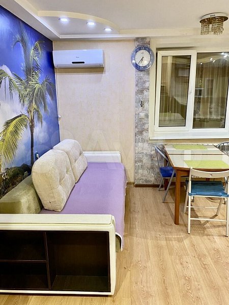 2-комн квартира, 71.5 м², р-н Российская ул (№125941)