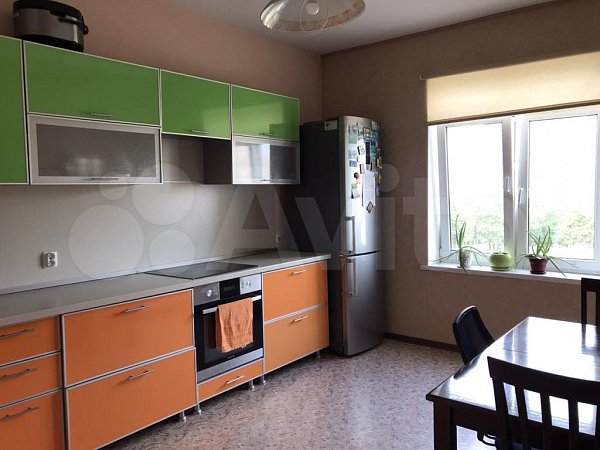 2-комн квартира, 71 м², р-н Гидростроителей (№124237)