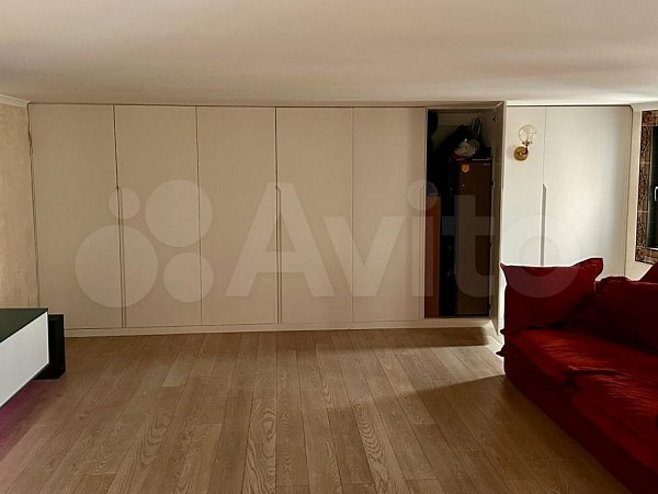 7-комн квартира, 240 м², р-н Фестивальный (№125634)