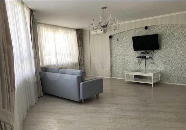 Продается 3-комн квартира, 120 м², р-н Комсомольский, 