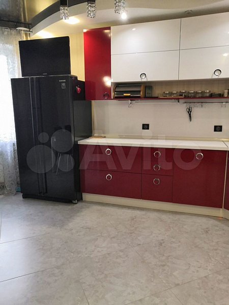 6-комн квартира, 184.6 м², р-н Фестивальный (№125348)