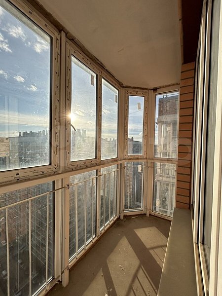 3-комн квартира, 90.8 м², р-н Российская ул (№129990)