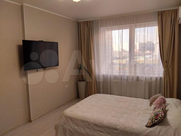 2-комн квартира, 61.2 м², р-н Гидростроителей (№126287)