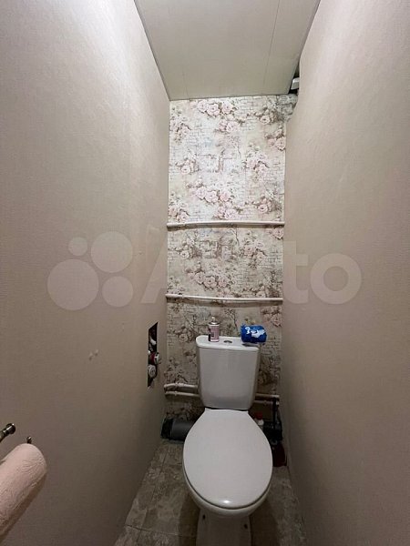 4-комн квартира, 74 м², р-н Российская ул (№125888)