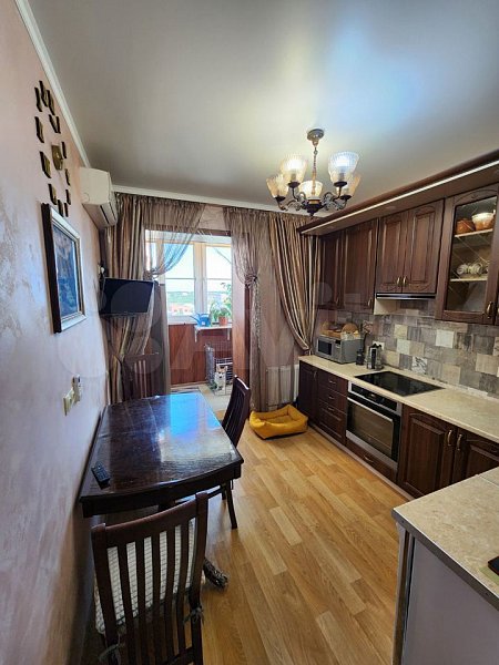 2-комн квартира, 57 м², р-н Молодежный (№123855)