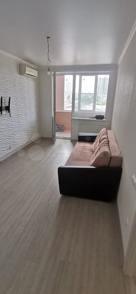 2-комн квартира, 59.6 м², р-н Российская ул (№124331)