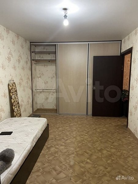 2-комн квартира, 56 м², р-н Петра Метальникова (№124709)