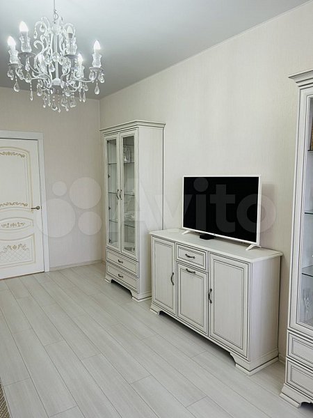 3-комн квартира, 82.8 м², р-н Парк Галицкого (№128062)