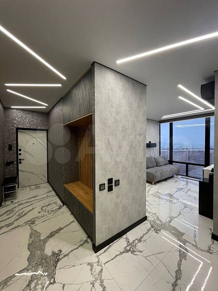 3-комн квартира, 72 м², р-н Гидростроителей (№130004)