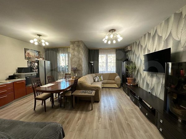 3-комн квартира, 84 м², р-н Гидростроителей (№125711)