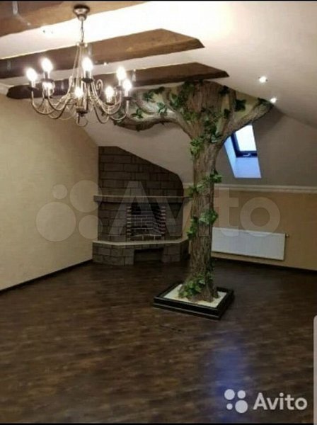 4-комн квартира, 178 м², р-н Западный обход (№123857)