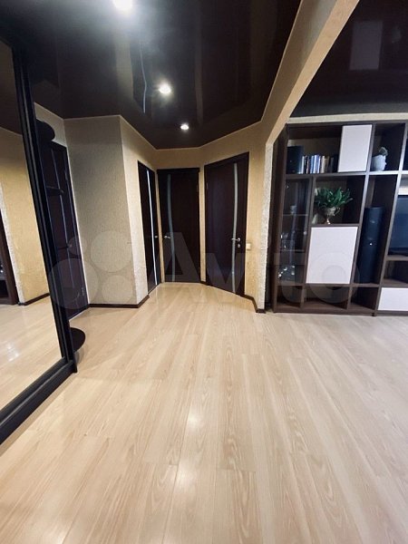4-комн квартира, 78 м², р-н Российская ул (№127280)