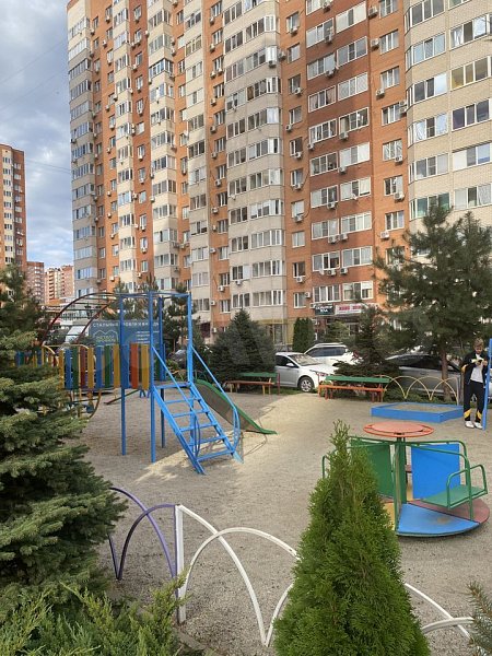 2-комн квартира, 60 м², р-н Парк Галицкого (№124349)