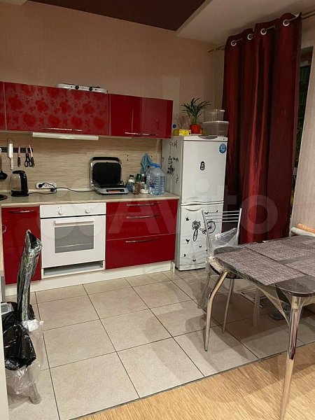 Продается 3-комн квартира, 62 м², р-н Российская ул, 