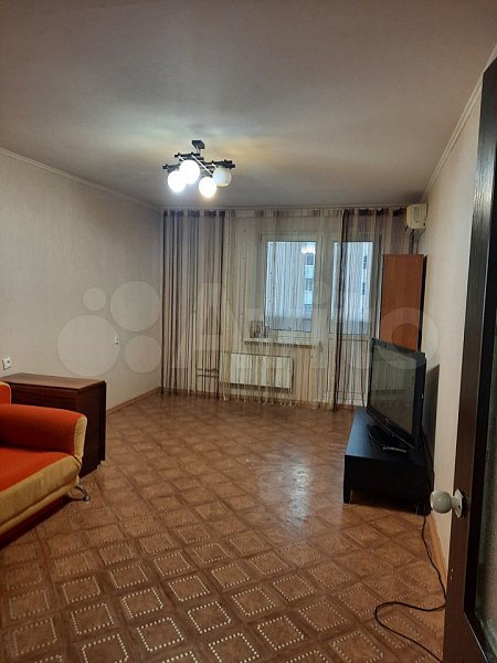 3-комн квартира, 90.7 м², р-н Российская ул (№124663)