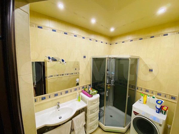 3-комн квартира, 116 м², р-н Российская ул (№123811)