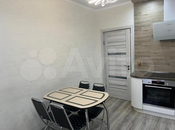 2-комн квартира, 67 м², р-н Краснодарский (№124032)
