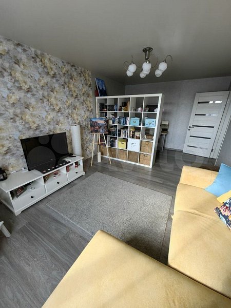 2-комн квартира, 59.5 м², р-н Российская ул (№129787)