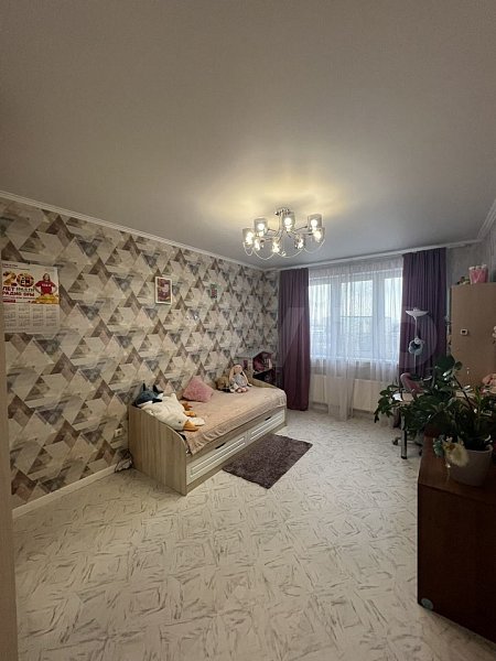 3-комн квартира, 96 м², р-н Гидростроителей (№126166)