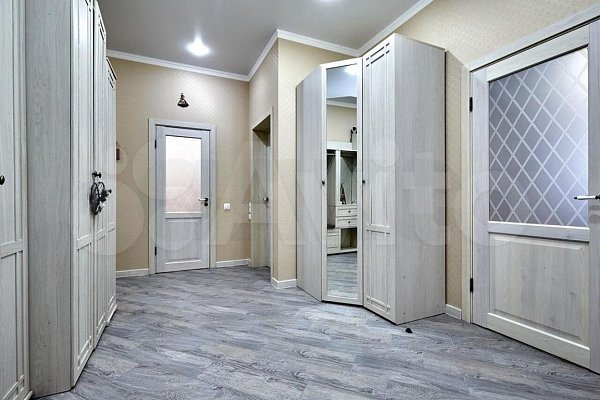 Продается 3-комн квартира, 97 м², р-н Гидростроителей, 