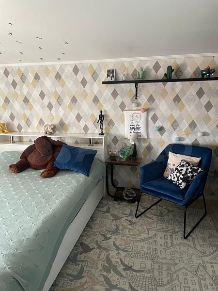 4-комн квартира, 95.6 м², р-н Российская ул (№129488)