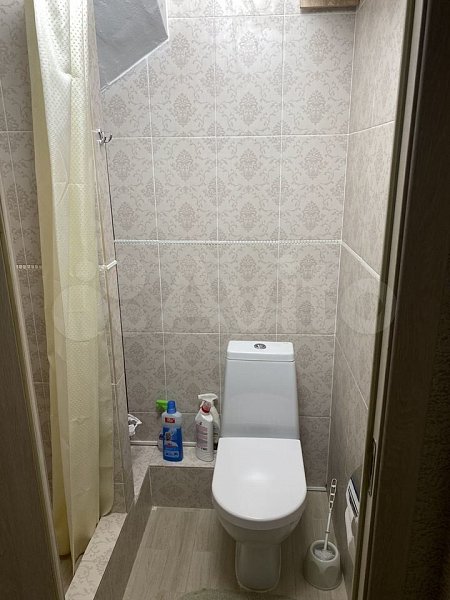 4-комн квартира, 115 м², р-н Российская ул (№125538)