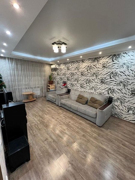 2-комн квартира, 63.3 м², р-н Знаменский (№130259)