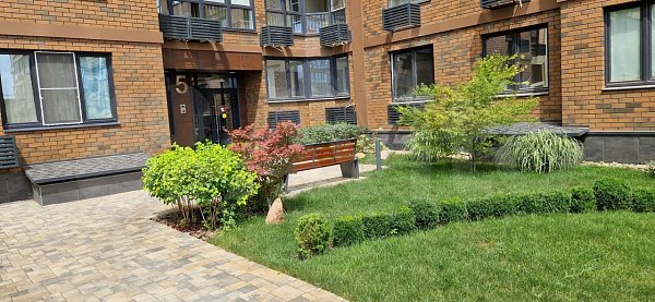 4-комн квартира, 95.5 м², р-н Российская ул (№124902)