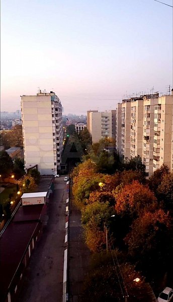 2-комн квартира, 57 м², р-н Центр (№124522)
