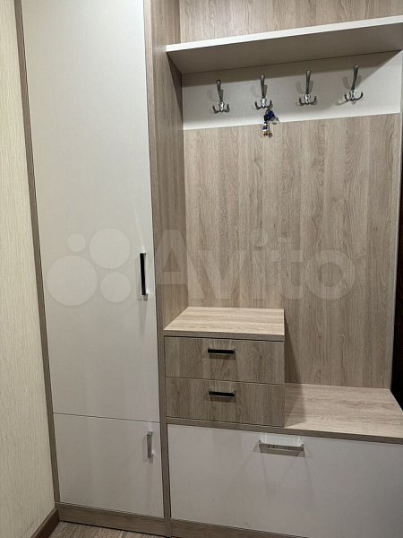 2-комн квартира, 64 м², р-н Гидростроителей (№131712)