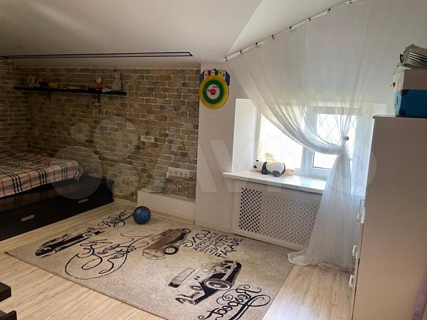 4-комн квартира, 95.6 м², р-н Российская ул (№129488)
