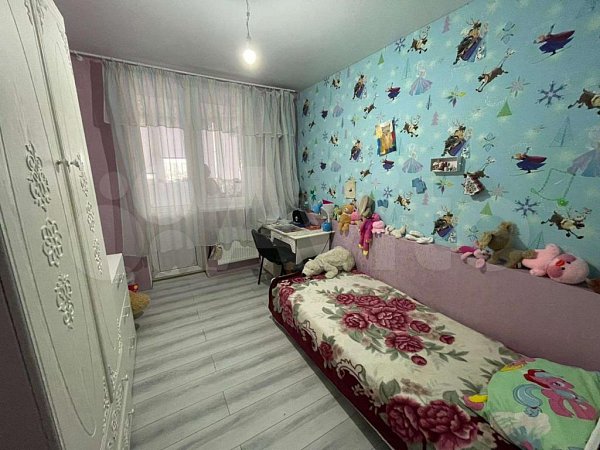 3-комн квартира, 70 м², р-н Петра Метальникова (№124600)