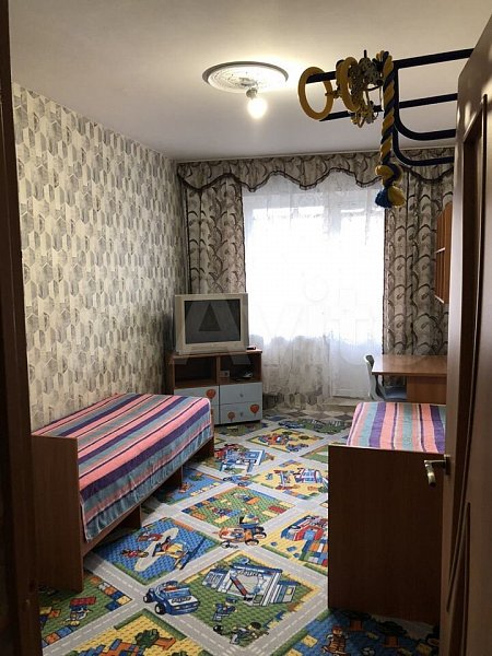 3-комн квартира, 69 м², р-н Российская ул (№124905)