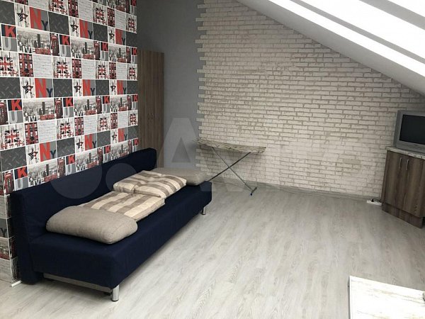2-комн квартира, 66.5 м², р-н Российская ул (№124443)