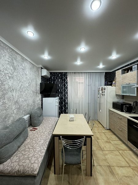 2-комн квартира, 70 м², р-н Парк Галицкого (№124242)
