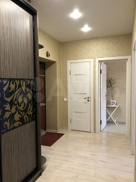 2-комн квартира, 57.1 м², р-н Российская ул (№124470)