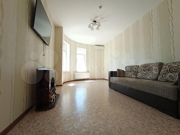 2-комн квартира, 71 м², р-н Гидростроителей (№124237)