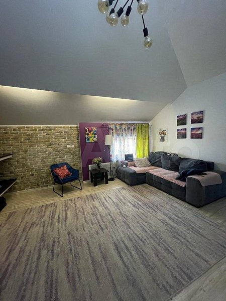 4-комн квартира, 95.6 м², р-н Российская ул (№129488)